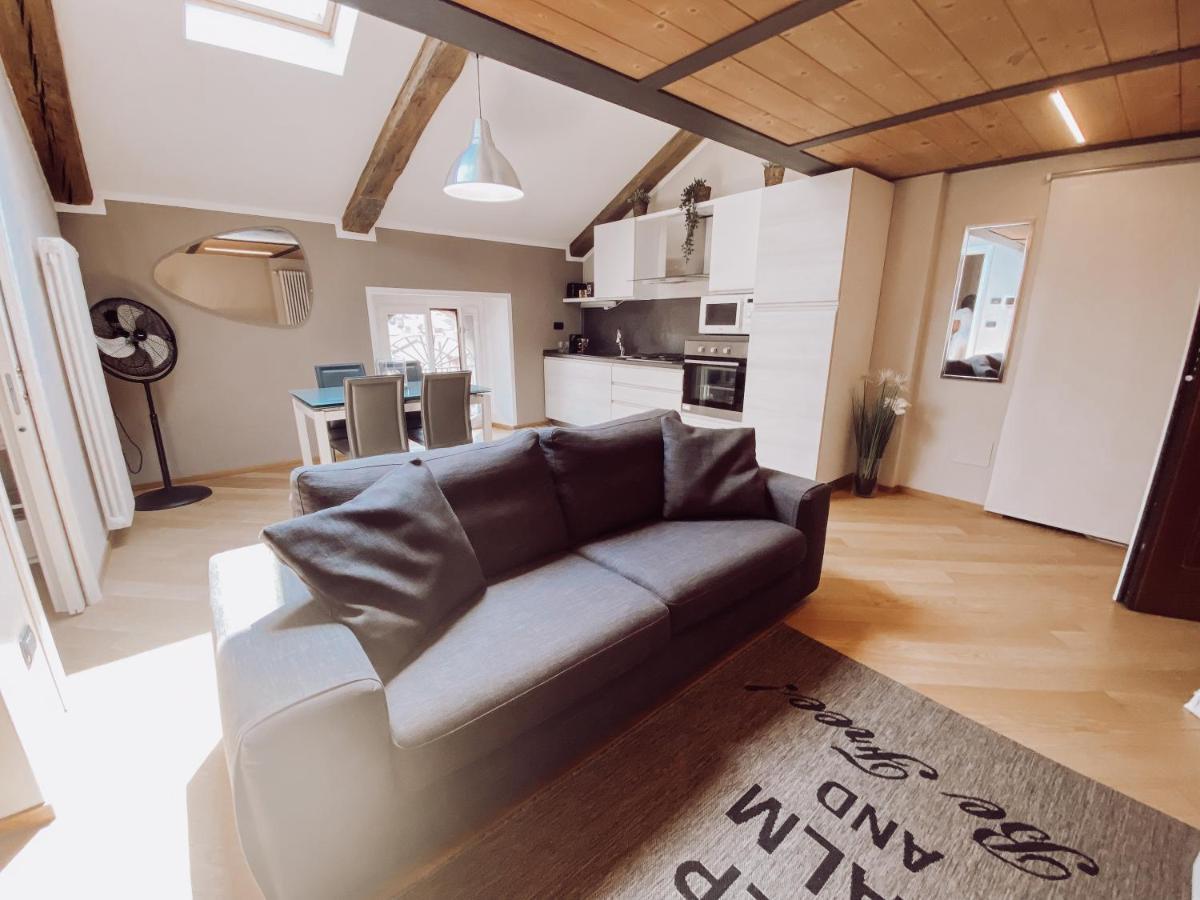 Historic Center Charming Apartment Free Wi-Fi 사비갈리노 외부 사진